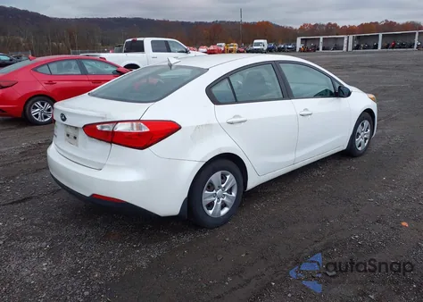 2015 Kia Forte Lx z USA, uszkodzony, nr VIN KNAFX4A68F5288990